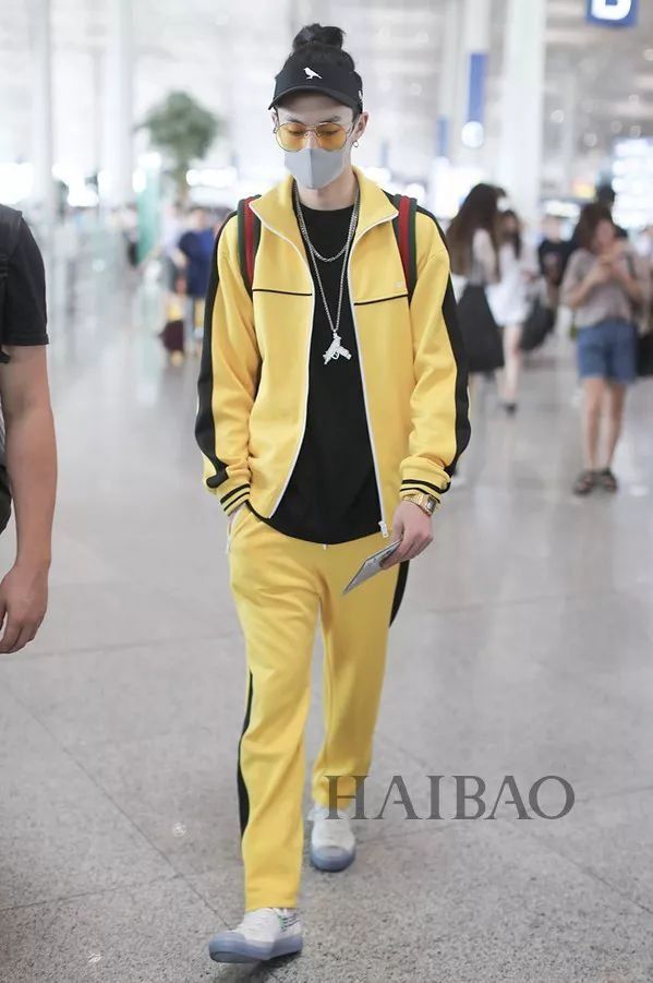 晴格格王艳让人不敢认!杨烁老婆原来是她…【海报街拍】