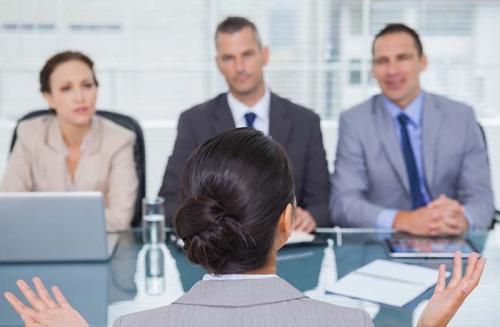 面试官问:你对加班有什么看法?你可以这样回