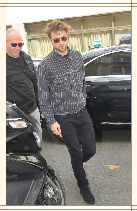 岳云鹏这个撞衫玩大了！竟与帕丁森同穿一件牛仔外套，网友：尴尬