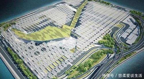 香港在左边开车，大陆在右边，港珠澳大桥上怎么开网友太聪明