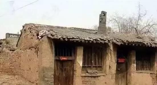 农村拆迁，如果每平米补助400元，你愿意拆迁吗？