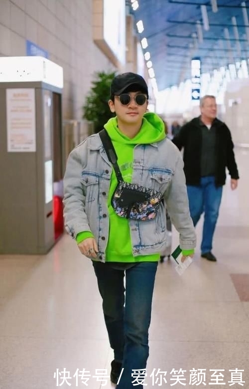  「卫衣」连帽卫衣颜色选得好，造型个性又时髦！这4种颜色就是很好的选择