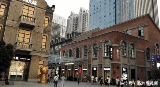  我国|世界上最长的步行街：耗资500亿长达1.5公里，就在我国！