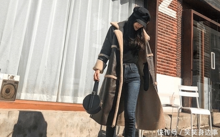  「气质」年轻自信的牛仔裤打扮，美女动感有魅力！