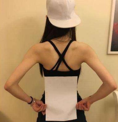  『永远』穿衣潮流永远在嘲讽100斤以上的女孩