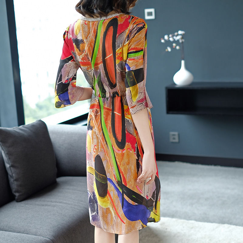 偷偷告诉你，三四十岁女人三伏天一定要这样穿，清新迷人更有魅力