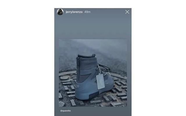  烟灰色：Nike x FOG 1「烟灰色」实物曝光！被种草的乖乖举手！