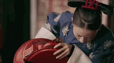 我不光想看宫斗戏，更想get娘娘们的护肤大法!