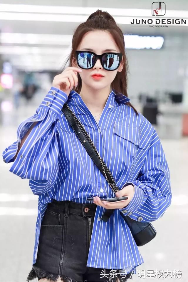 女明星私服PK，穿搭效果最佳的竟是她？