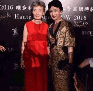 卓伟已经开始曝光成龙所说的百年内幕, 曾志伟第一个被曝光