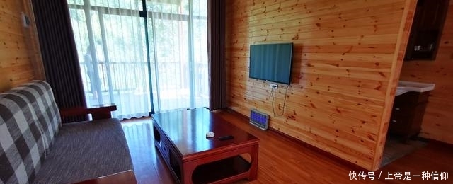 这个周末的三日小长假,王府竹海景区免门票让你游玩