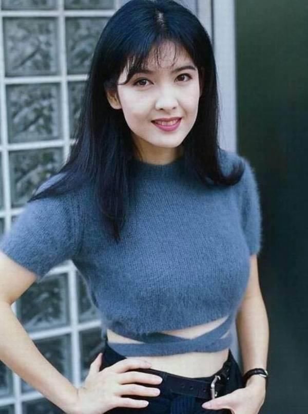 现在的这些流行单品，全是周慧敏王祖贤她们玩剩下的!