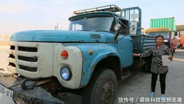  [外蒙]30年前的卡车还能开？这位外蒙大妈靠着这车，在中国运货