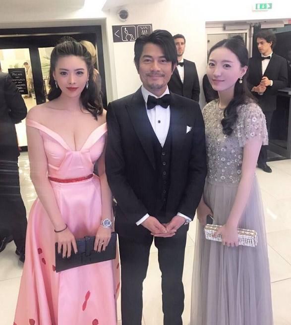 杨幂刘恺威离婚两年？《宝贝儿》导演侧面证实，知情人士献上实锤