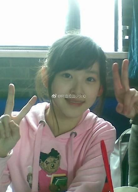 章泽天素颜又双叒叕上热搜了，这买了包月热搜服务吗？这颜值服气