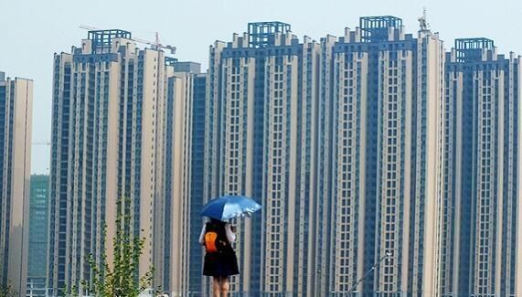 年轻人买房还是租房?农民工工地干了三年全部