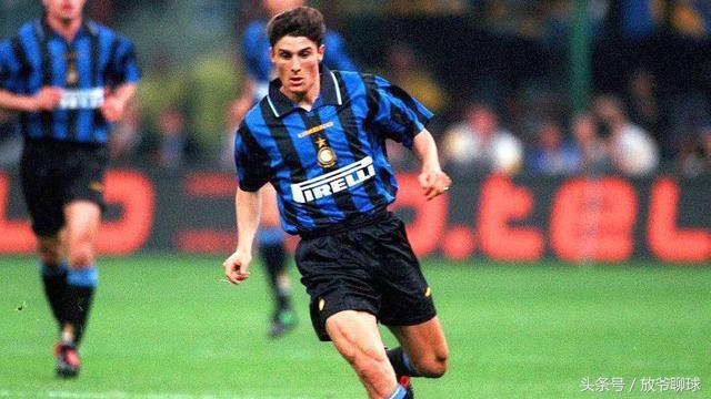 盘点足坛历史十大后腰排行榜:五人曾效力AC米