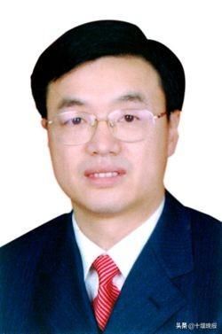师永学当选十堰市人大常委会主任（附简历）