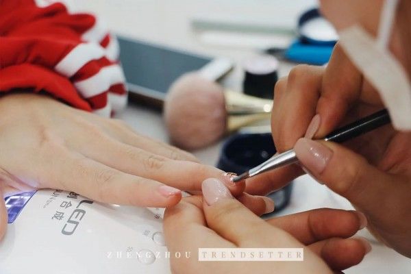 赫本同款睫毛!日式高端美甲!这家变美基地给你精致少女感!