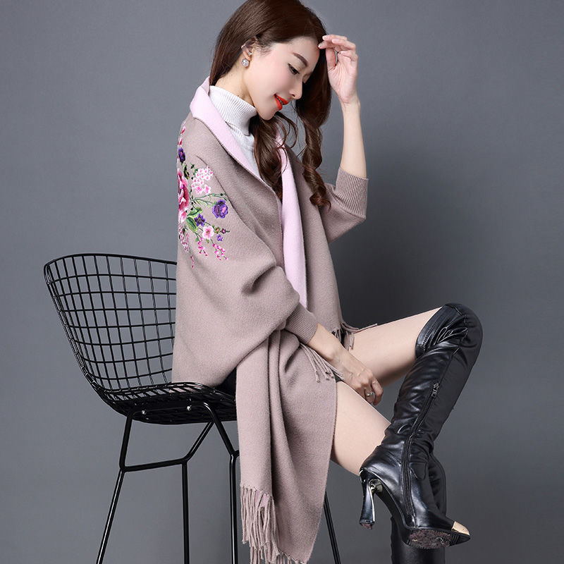 足足等了俩月!让人一见倾心的披肩终于上新了,一款比一款洋气