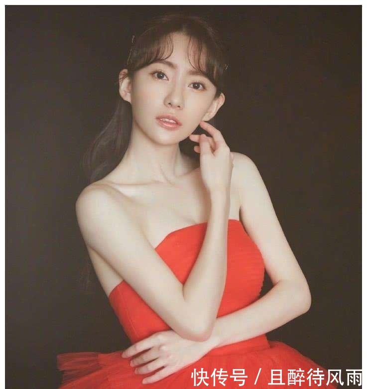  爱情公寓：她外型清新亮丽，气质独特、长相甜美，时刻散发着邻家女孩气息