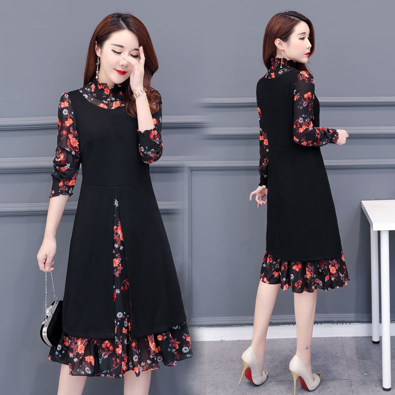 入秋后，头次见这么美的秋裙，虽小贵，但54岁妈妈穿美中添嫩