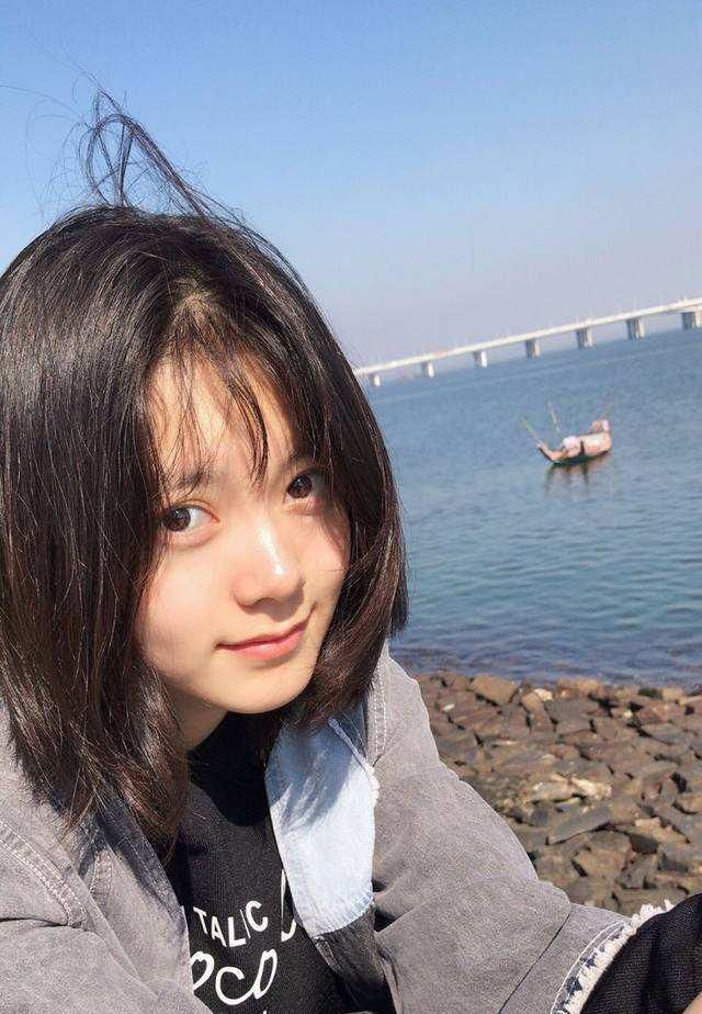  『长相』长相干净的女生,一般有这几个特征,即使五官很平淡男生也很喜欢