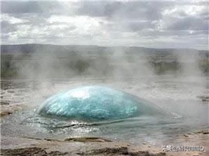 世界上最大的水下洞穴——伯利兹大蓝洞