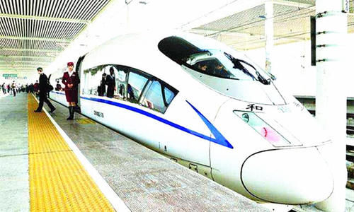 中国“最煎熬”的高铁，七小时全程无信号，乘客只能全程发呆！