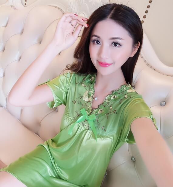 女人再穷，在卧室也要穿的漂漂亮亮!下面睡衣不贵，显珍贵女人味