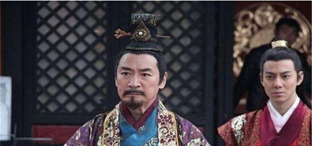  [亲戚关系]汉武帝设了一个官职，本想制衡宰相，后来变得无人能抗衡