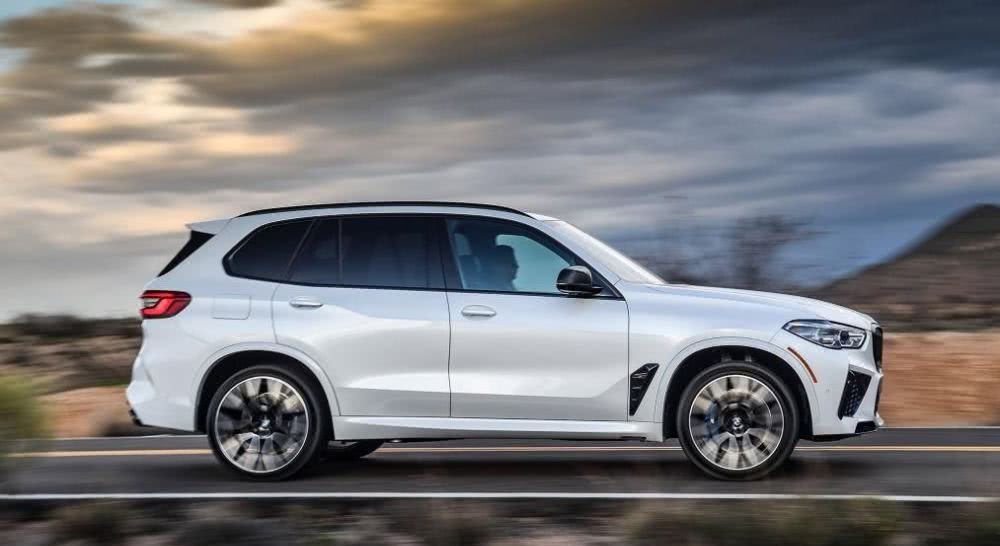  『SUV』3.8秒的大型豪华SUV：赏析2020款全新宝马X5竞赛版