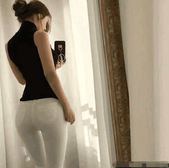 街拍：当前很流行的这些穿搭方式, 让美女们自信而美丽!