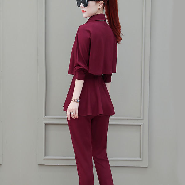 比连衣裙洋气百倍的时尚套装来啦，7080后秋天就这样穿，美炸