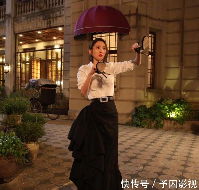  『阔腿裤』女人不管是穿裤子还是裙子，牢记这个“上紧下阔”穿法，显高显瘦