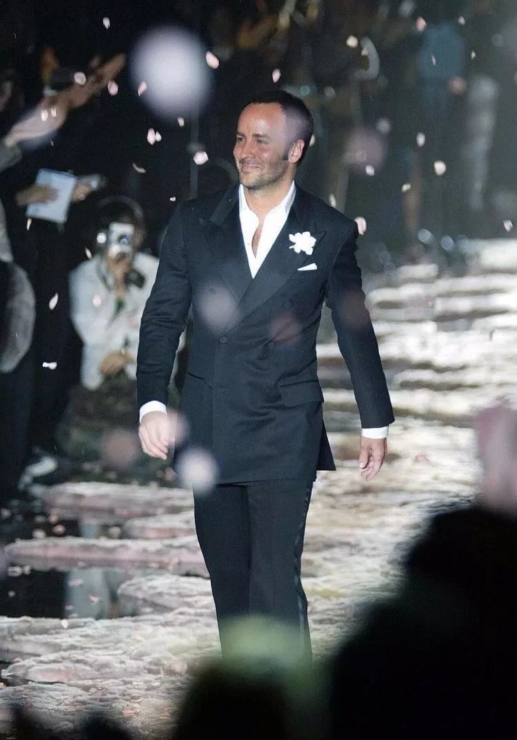 百年奢侈品牌GUCCI历久弥新