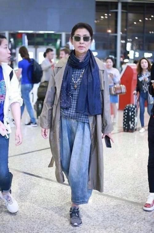  『轻松』长风衣对小个子太不友好了？学会这3招，轻松增高10厘米