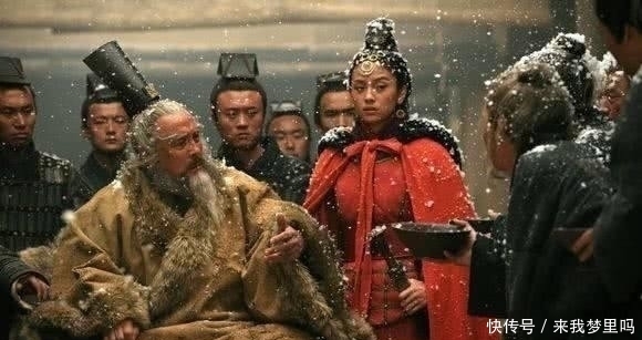  『诸侯国的控制』周朝式微成为空壳王朝，为何直到秦庄王时才被灭？怕枪打出头鸟