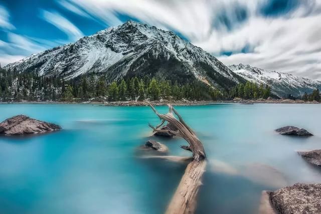 再过一个月，国内这处桃花盛景就要藏不住啦！囊括高原最美雪山！