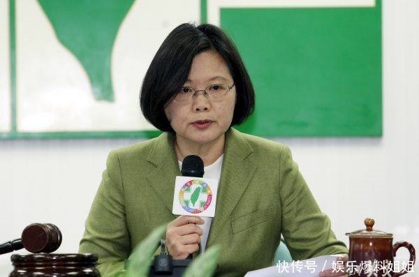 挽救民进党信任台北市长柯文哲突然接受电台专访盼解开误会