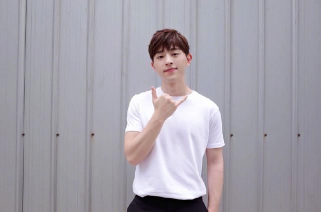 为什么这么多人吃邓伦的颜,看完图4你就懂了!