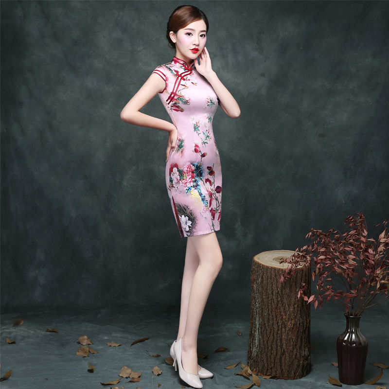 国粹旗袍+丁字裤，搭配得完美无缺，性感迷人女人味十足