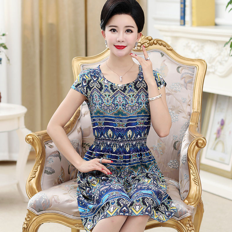 天!168斤的老婆穿这绵绸裙,竟有水蛇腰,看的我心扑通扑通啊