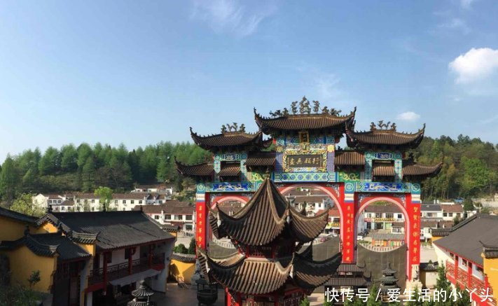 九华山里的这尊女性“肉身佛”，肉身与常人无异，至今无人能解释