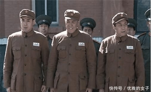 《亮剑》丁伟是军长，为何住宾馆只能住大间，却连单间都没有？