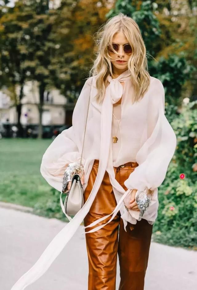 可甜可盐!唐嫣周冬雨刘诗诗的这件衣服，我穿一个夏天都不腻啊!