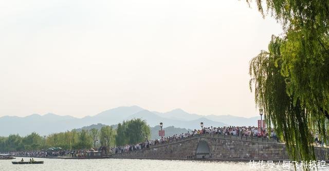  日本人：中国最干净的三座城市，杭州排第三，第一名连日本人都