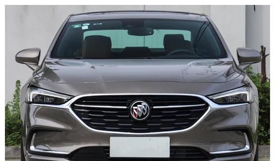  「当心」别克君越终于改款，溜背造型比宝马还大气，亚洲龙、迈腾当心啦！