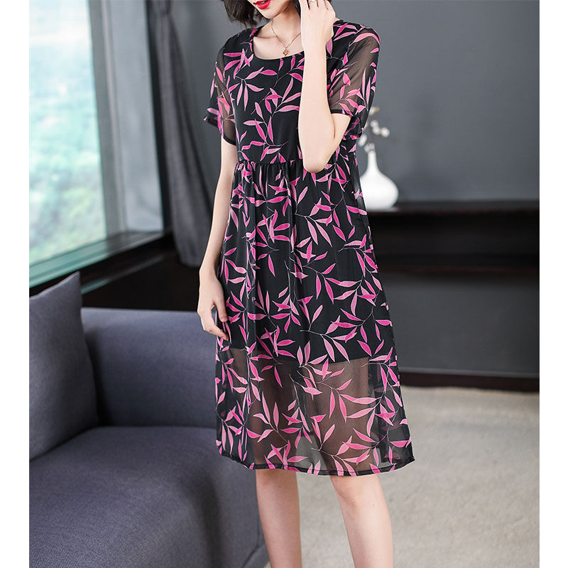 太机智了!不足百元的洋气连衣裙,老婆果断买3条,穿上果然美嫩