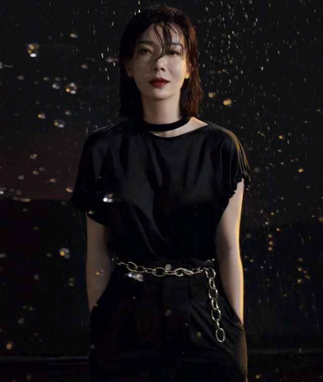  [气质]穿出一个女人的气质,是能让众多女神爱不释手